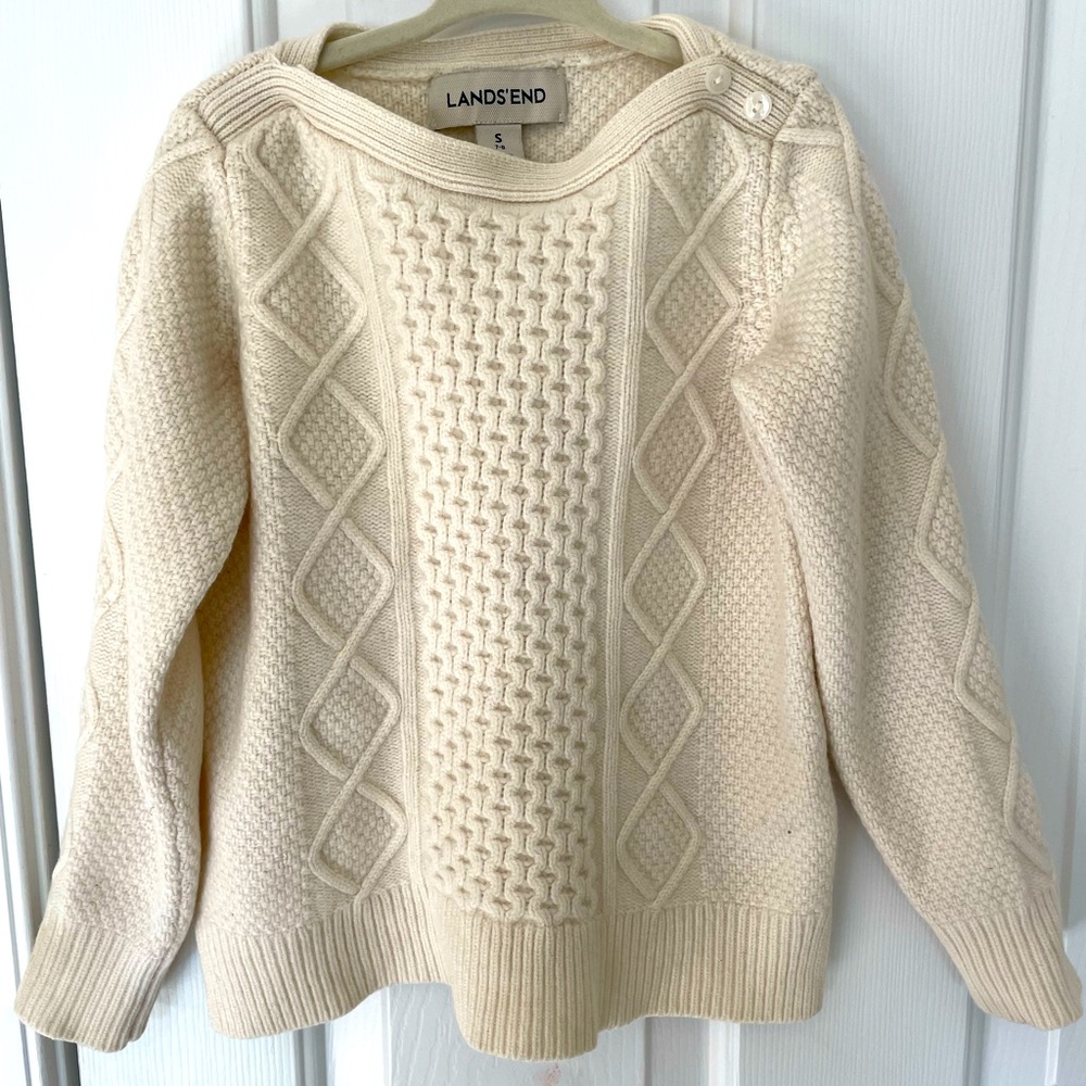 Lands’ End girls wool sweater 6-7y